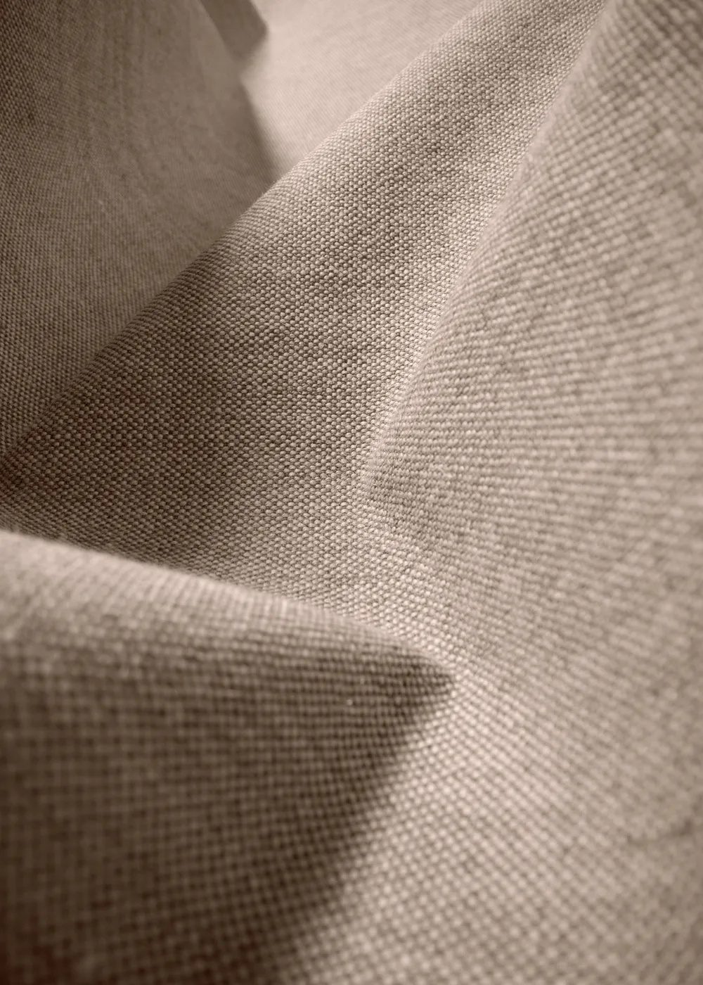 GUBI Remix 3 (Remix 3, Kvadrat (242, Standard))
