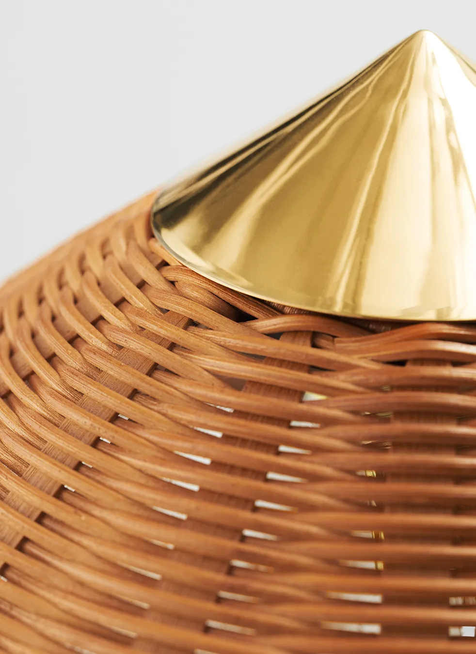 GUBI 9602 Floor Lamp Shade & Cone (Lamp shade, Wicker Willow)