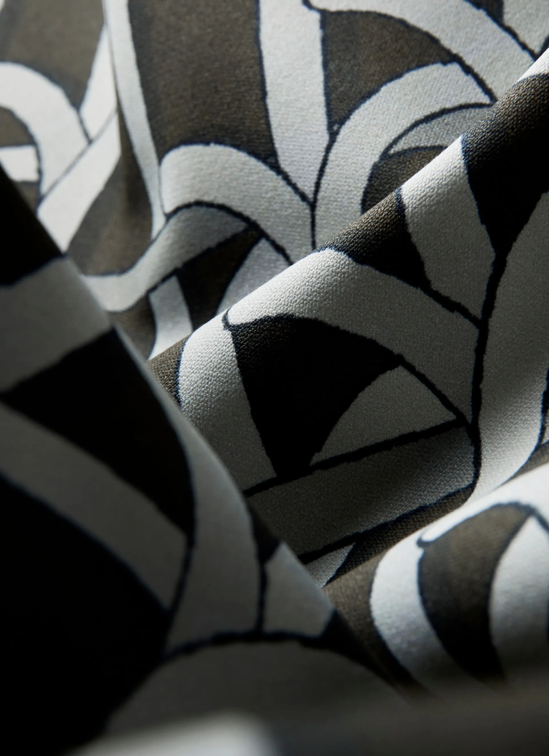 GUBI Reales Pattern (Reales Pattern, GUBI (003, Standard))