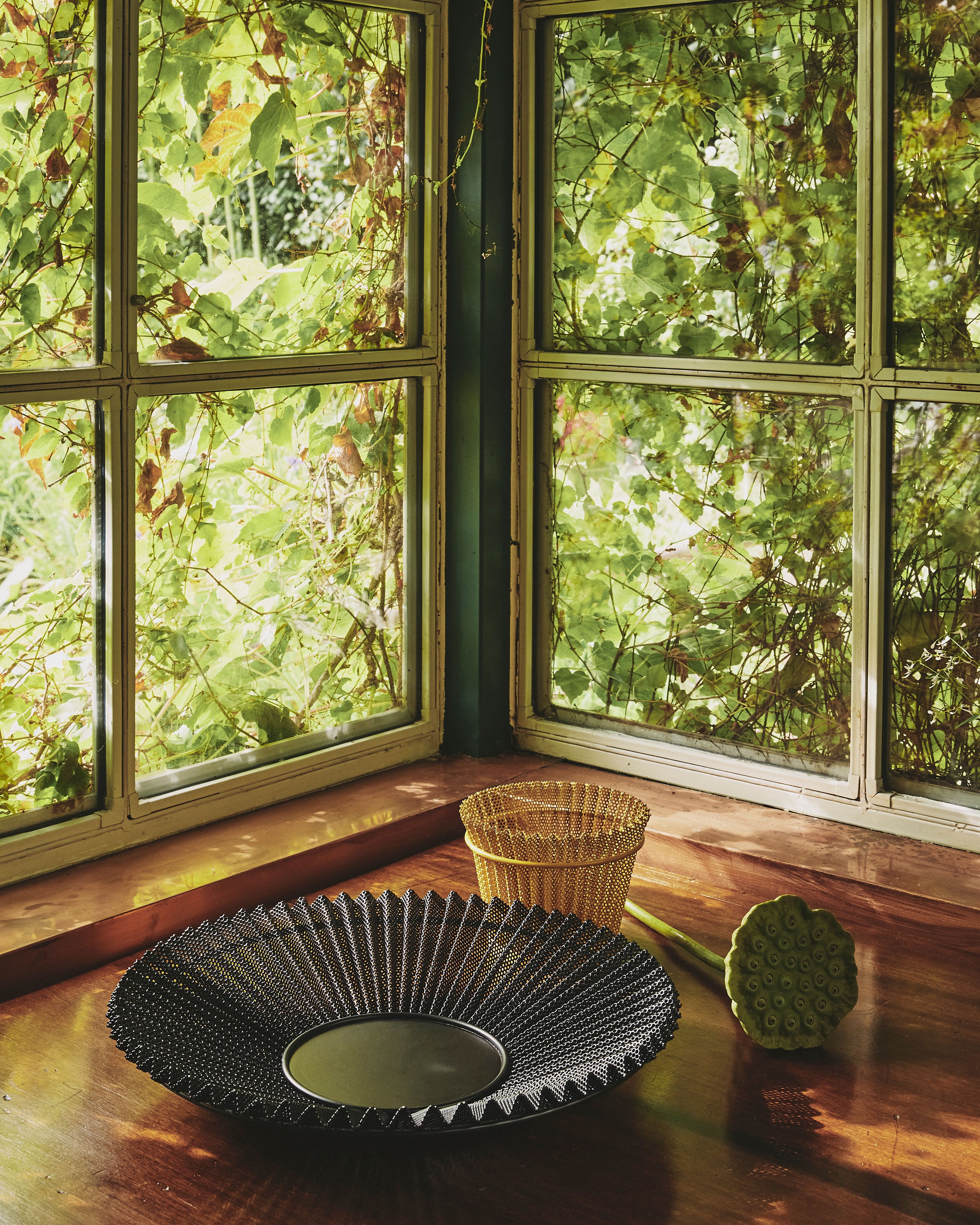 10013862_L_Mategot_FlowerPot_2