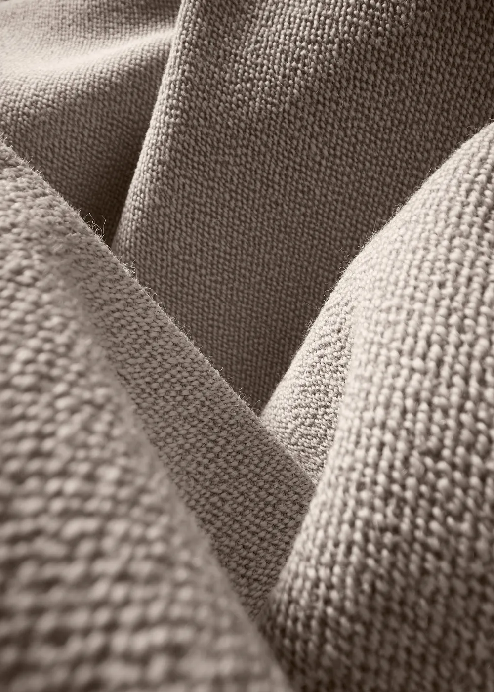 GUBI Vidar 4 (Vidar 4, Kvadrat Raf Simons (0222, Standard))