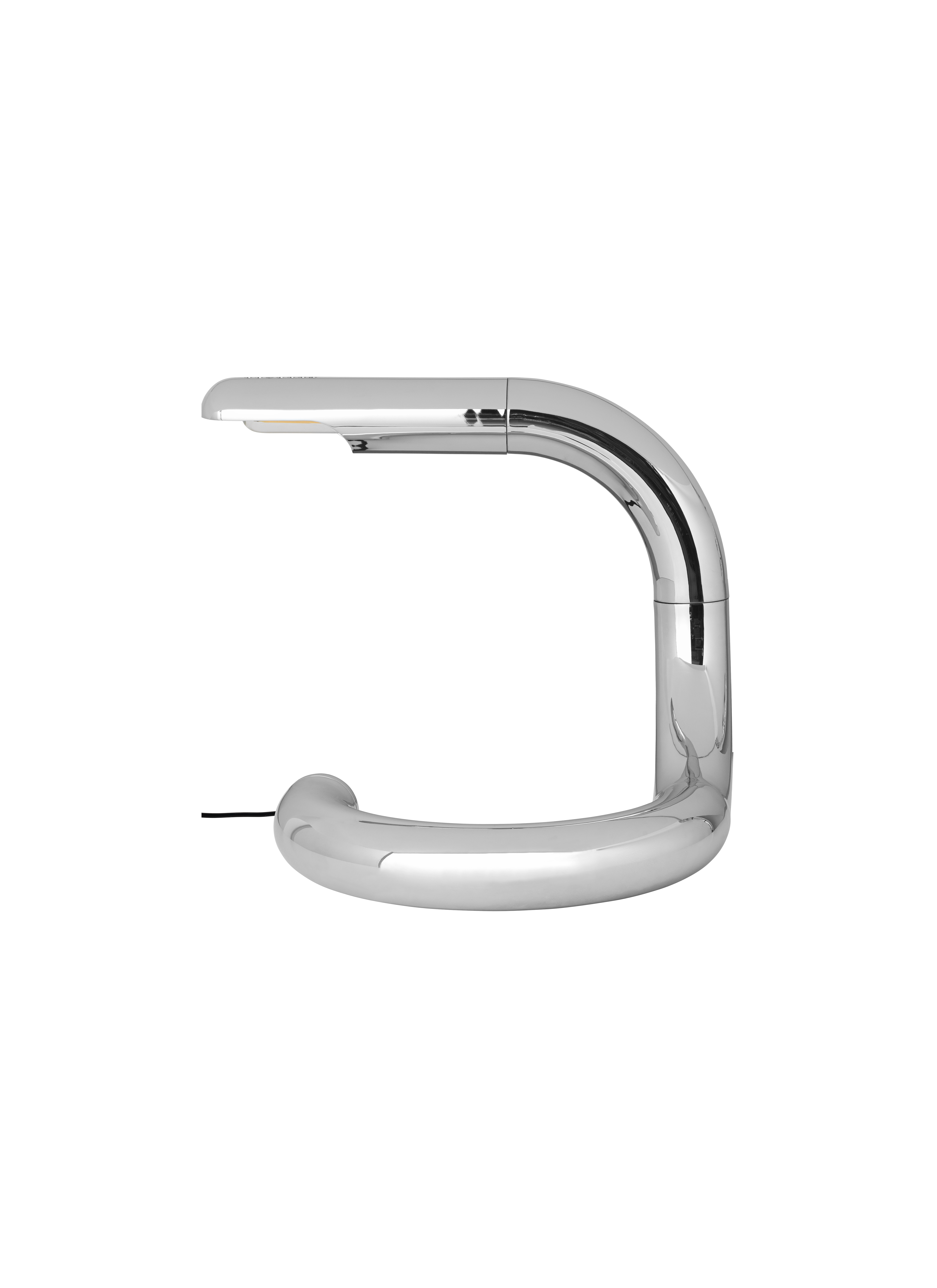 Aspide Table Lamp by Gubi