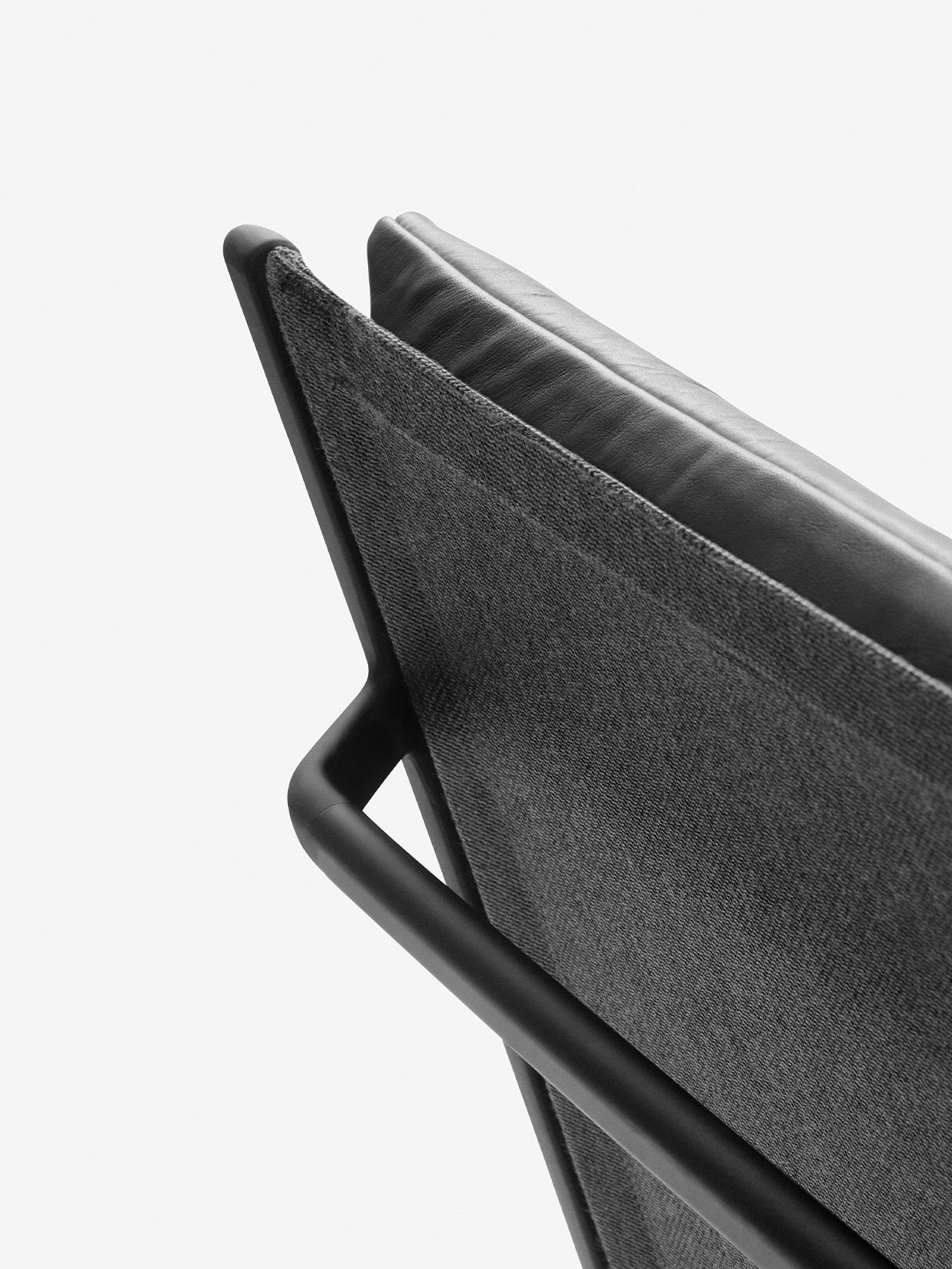 Vipp Lounge Chair - vipp456 - Black