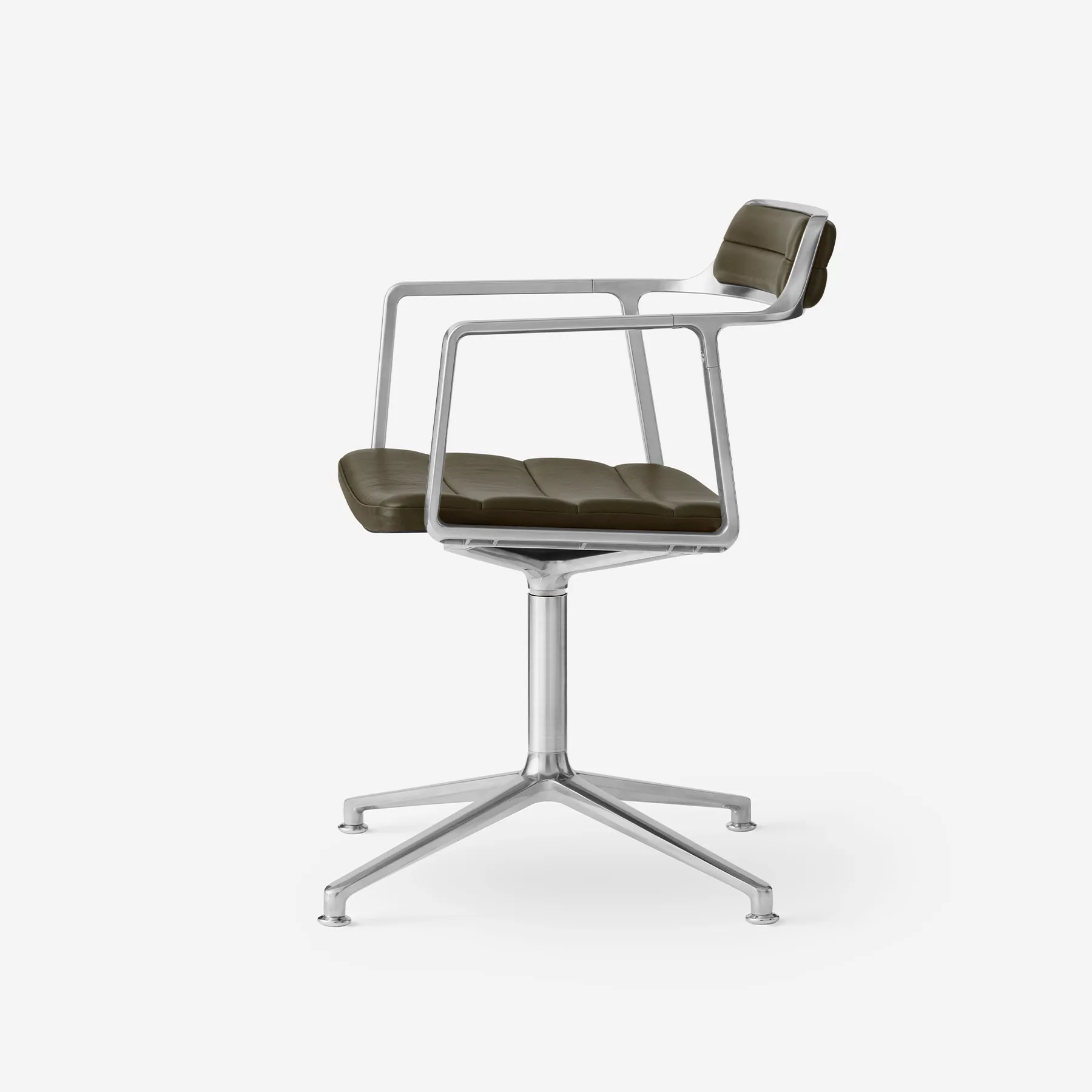 Vipp Swivel Chair | 452, Bosco, Gliders