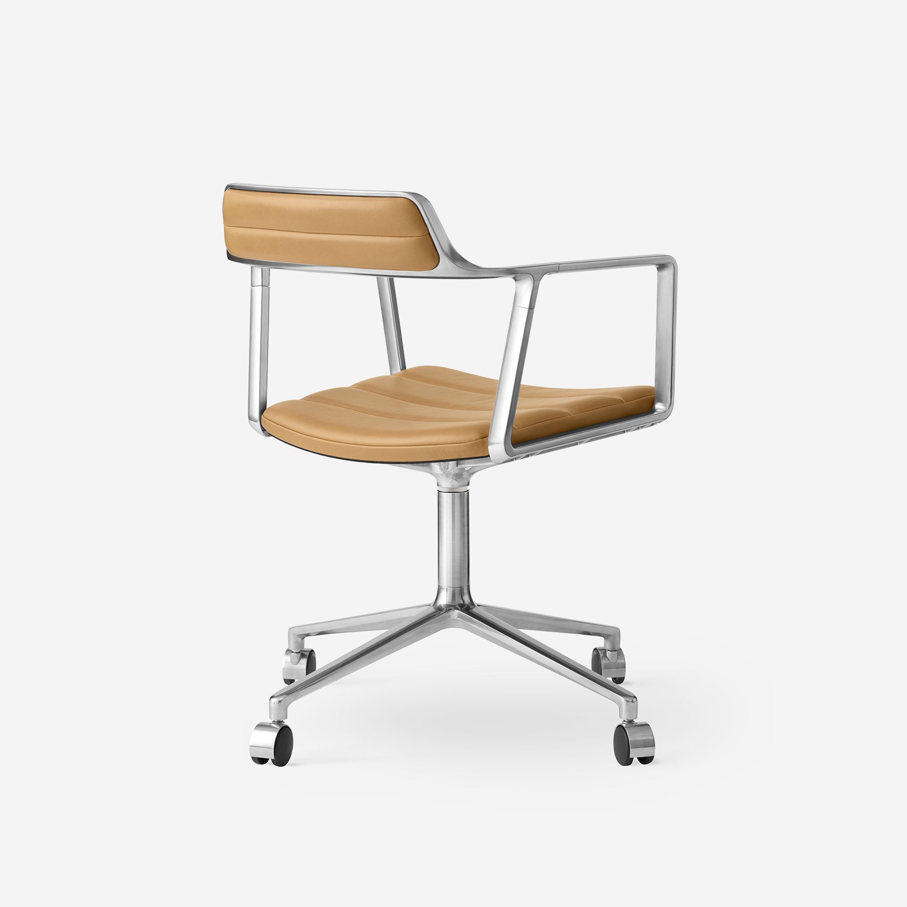 Vipp Swivel Chair | 452 - vipp452 - Camel, Castors