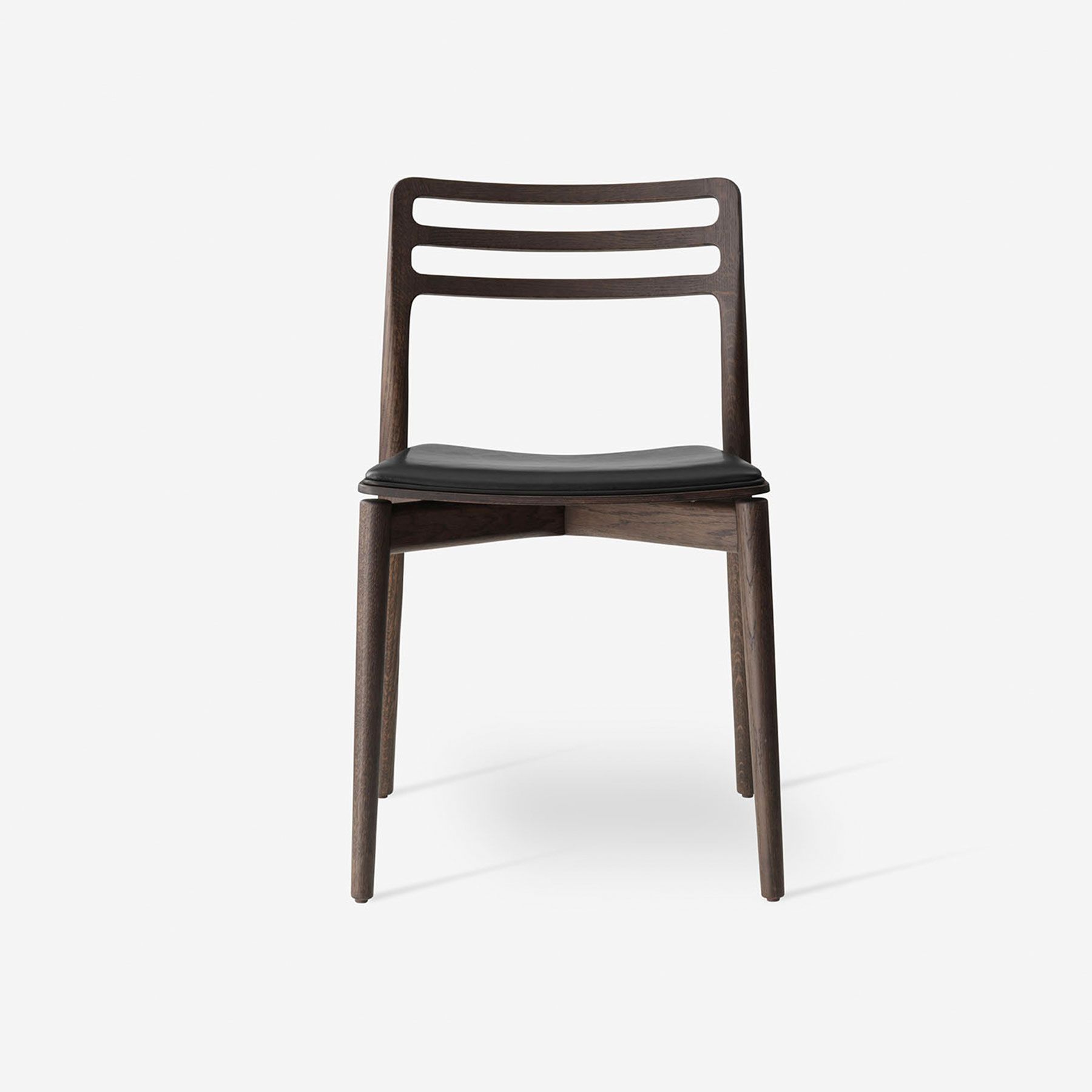 Vipp Cabin Chair - vipp481 - Dark oak w/black leather