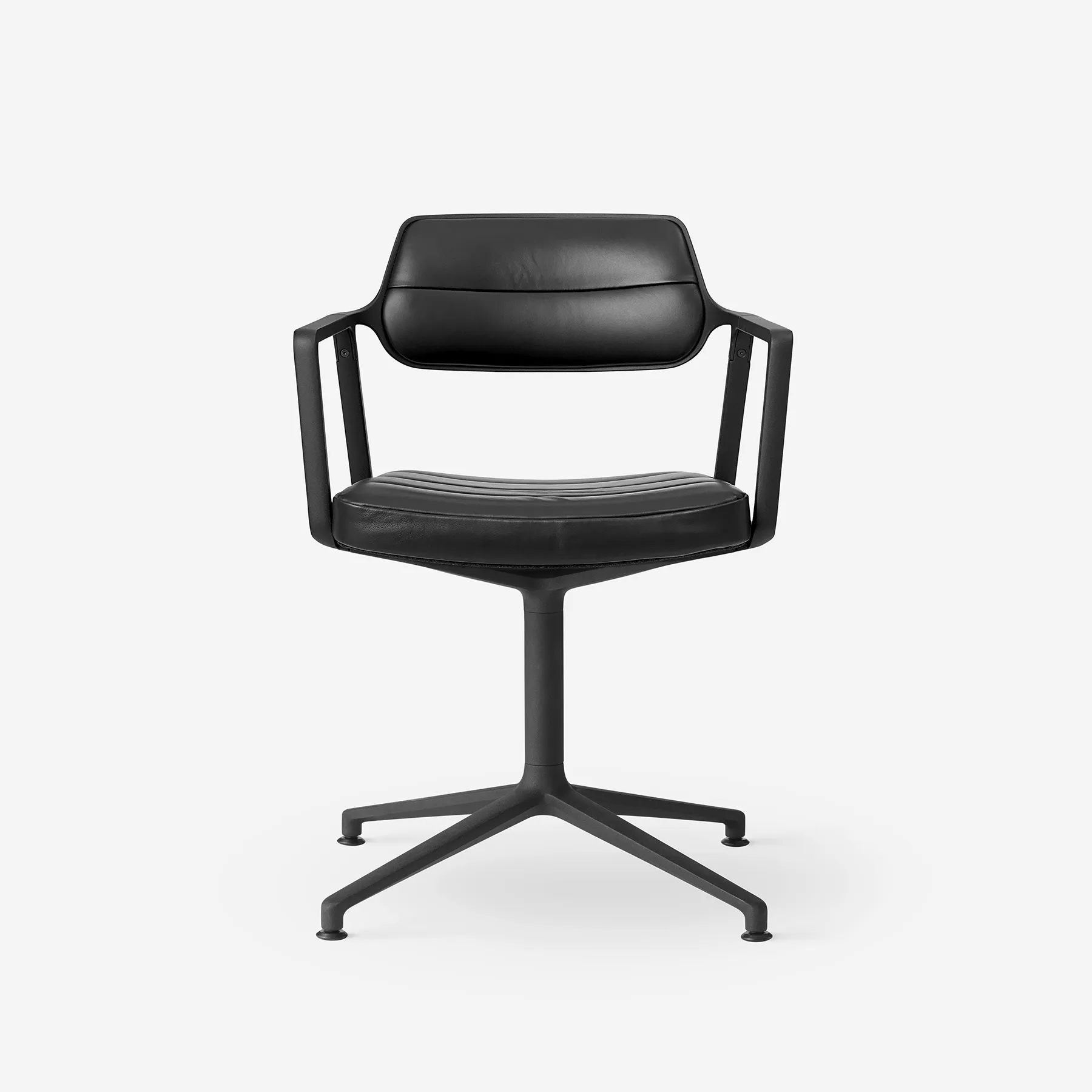 Vipp Swivel Chair | 453 - vipp453 - Black/Black frame, Gliders