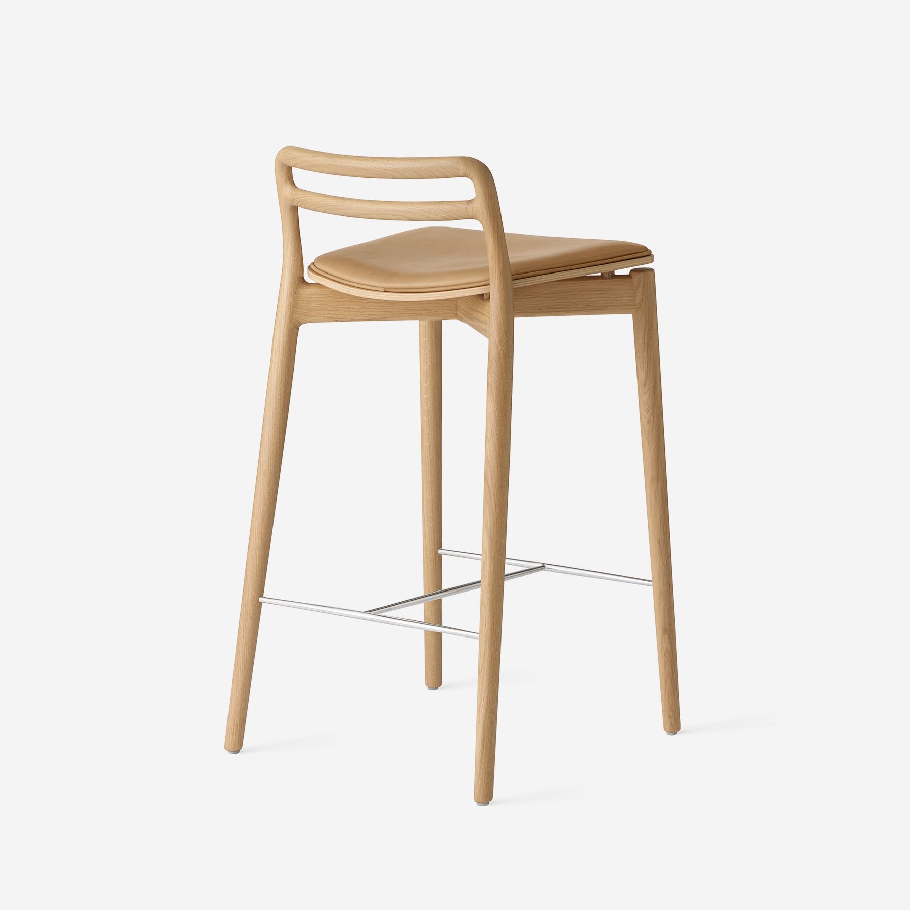 Vipp Cabin Counter Stool - vipp484 - Light oak w/camel leather