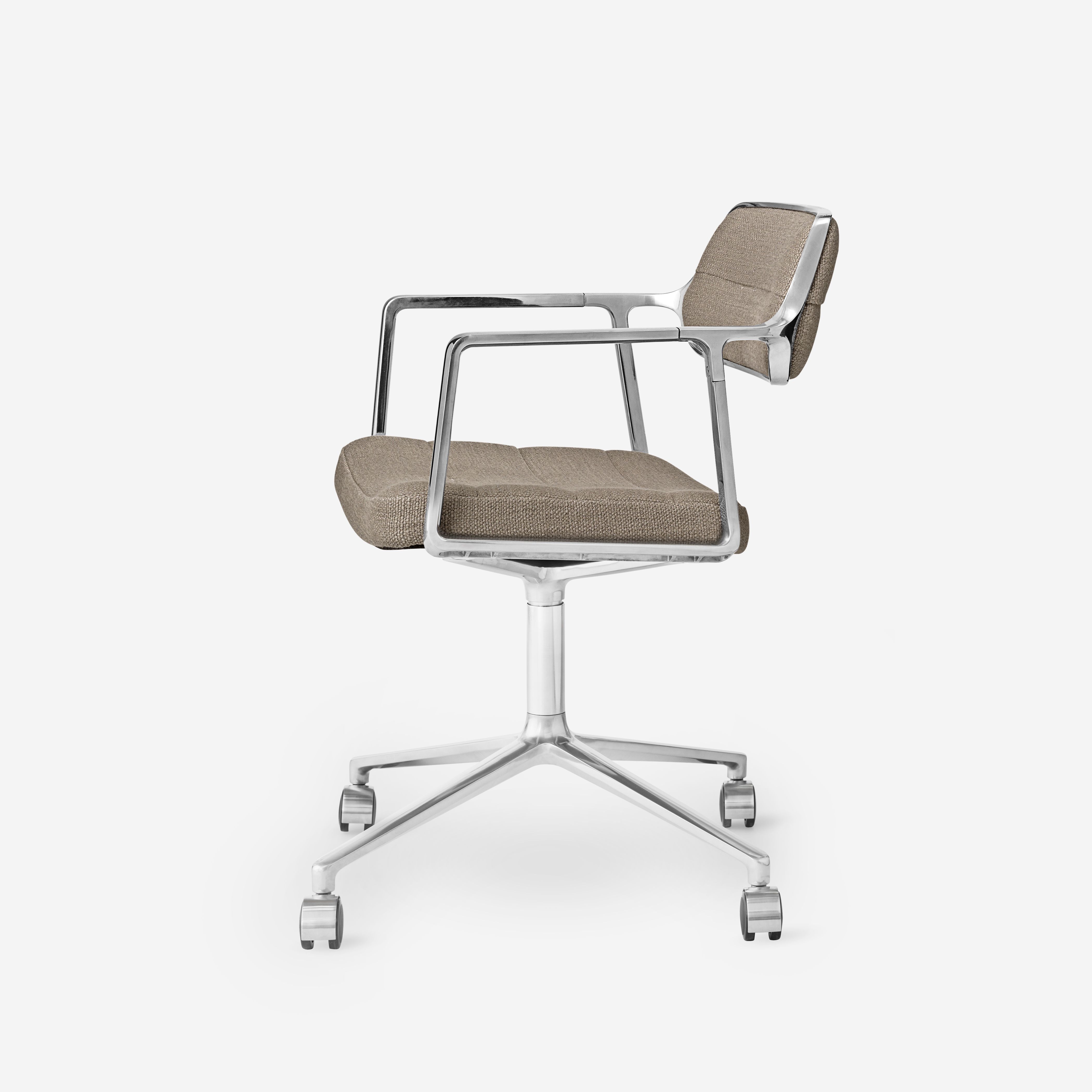 Vipp Swivel Chair | 453 - vipp453 - Tide, Castors