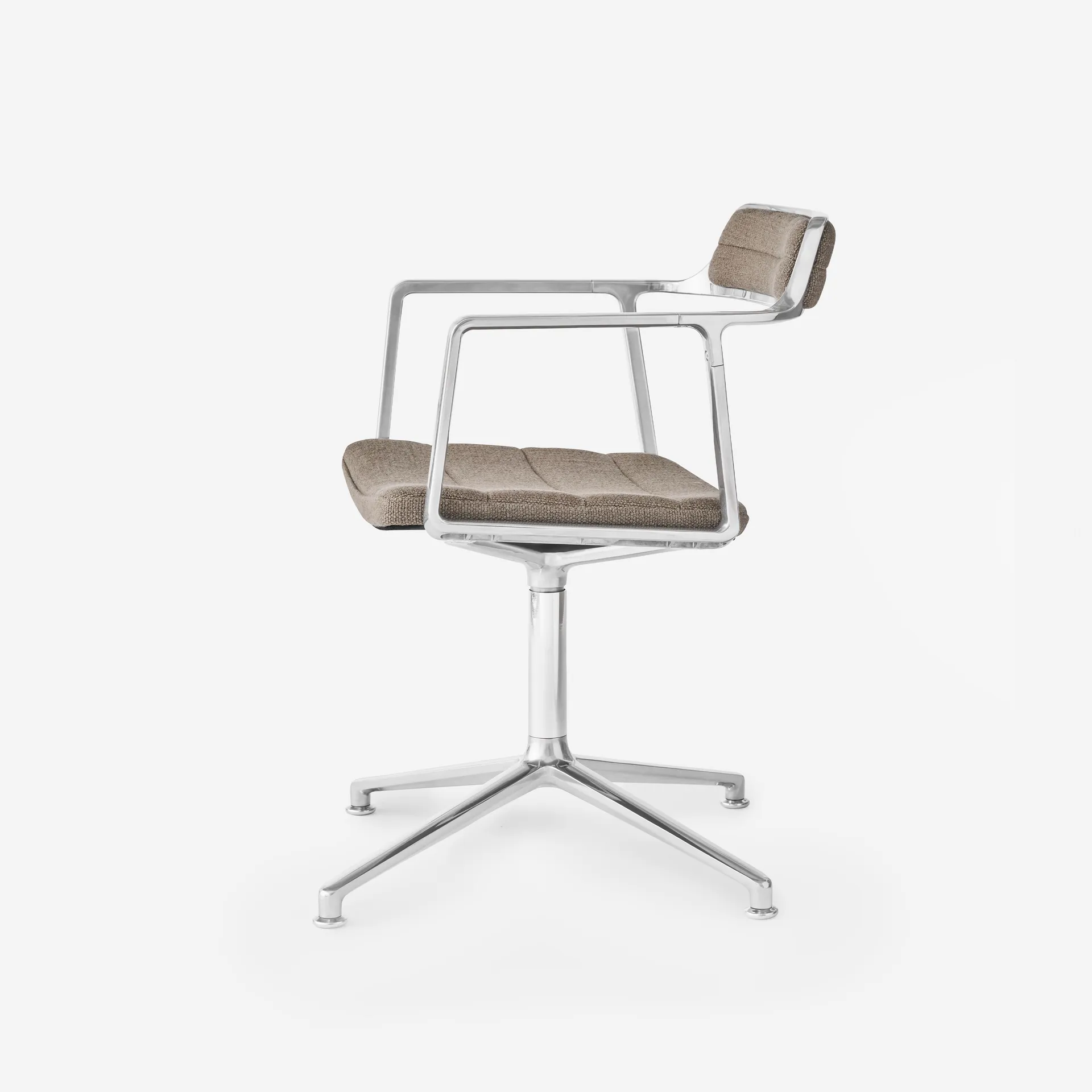 Vipp Swivel Chair | 452, Tide, Gliders