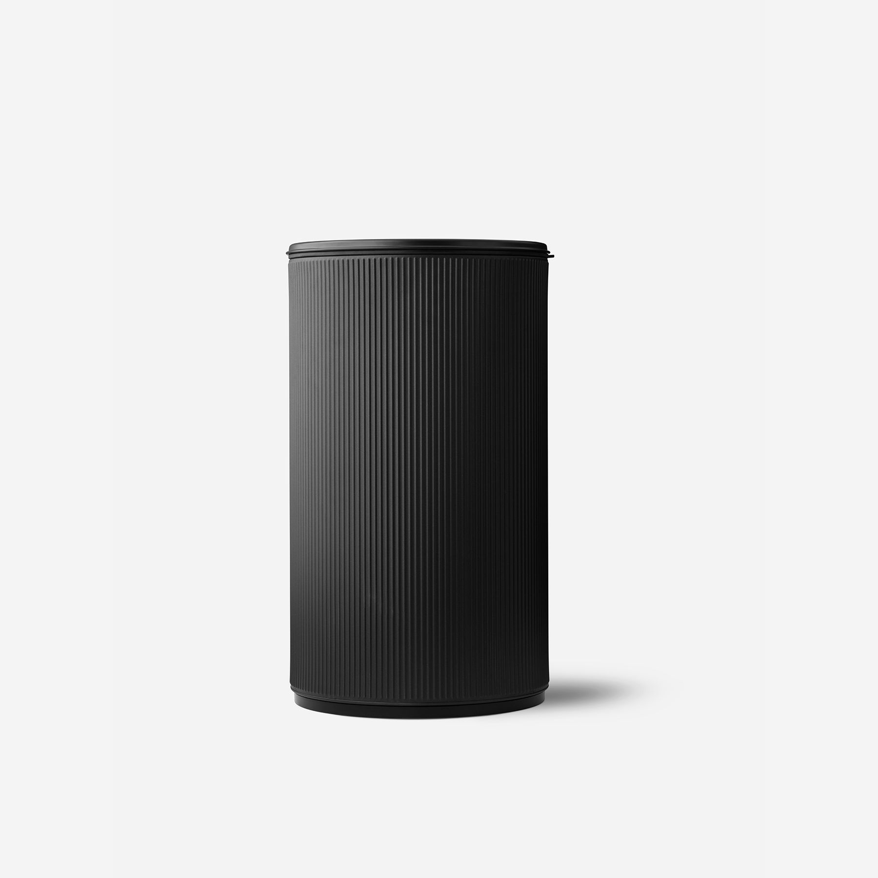 Vipp Open Top Bin 60 L / 16 Gal - vipp19 - Black/Black lid