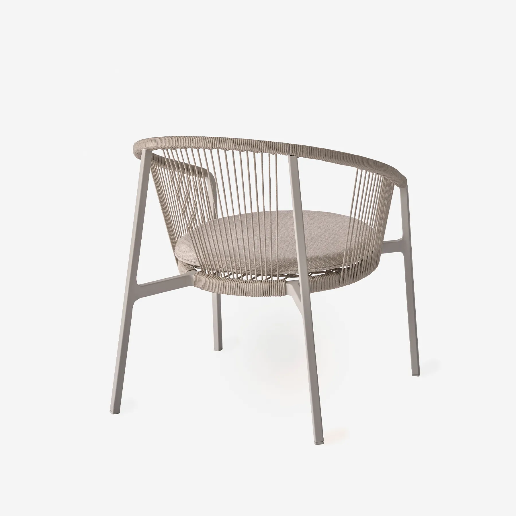 Vipp Lagrasse Lounge Chair - vipp712 - With seat cushion, Dune textile