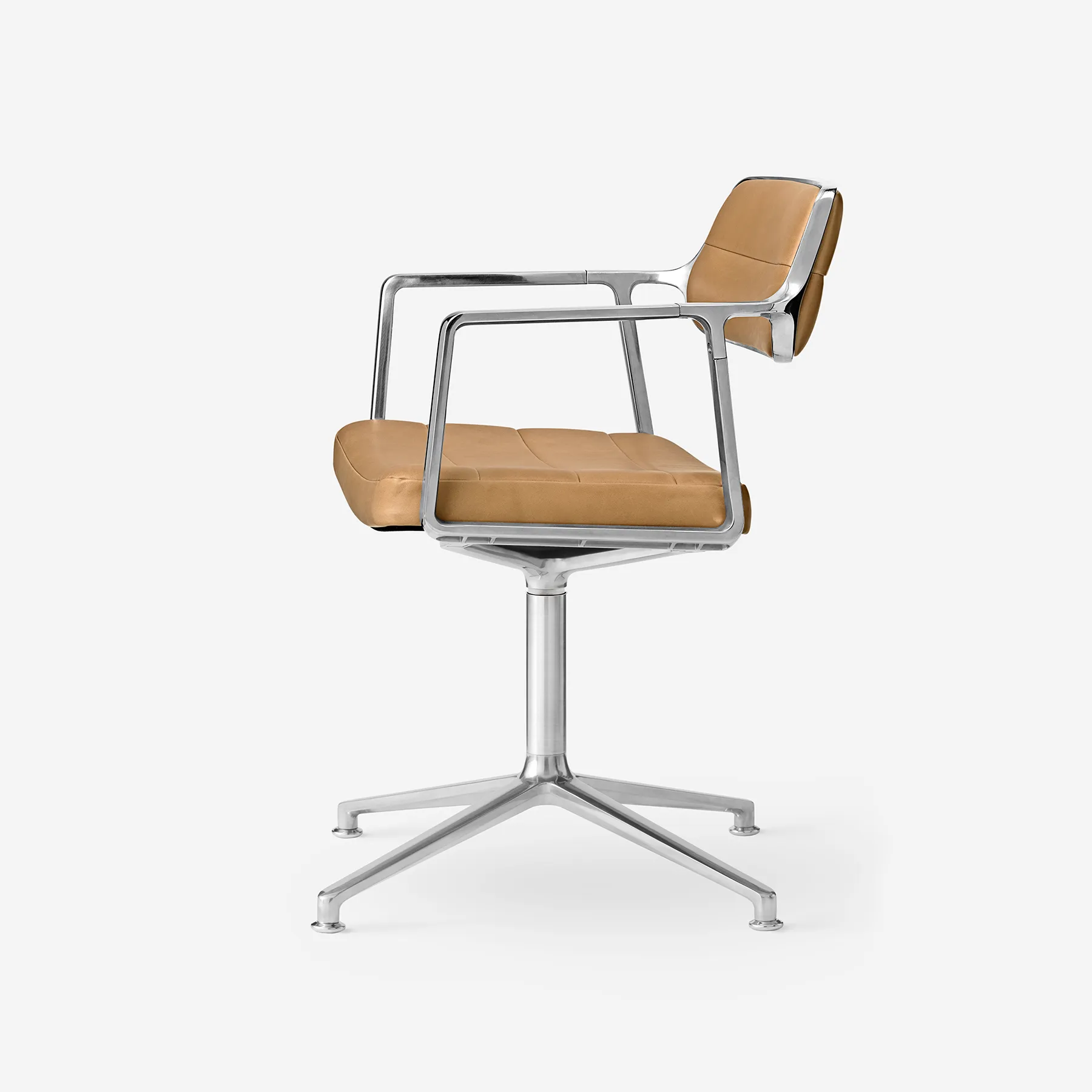 Vipp Swivel Chair | 453, Camel, Gliders