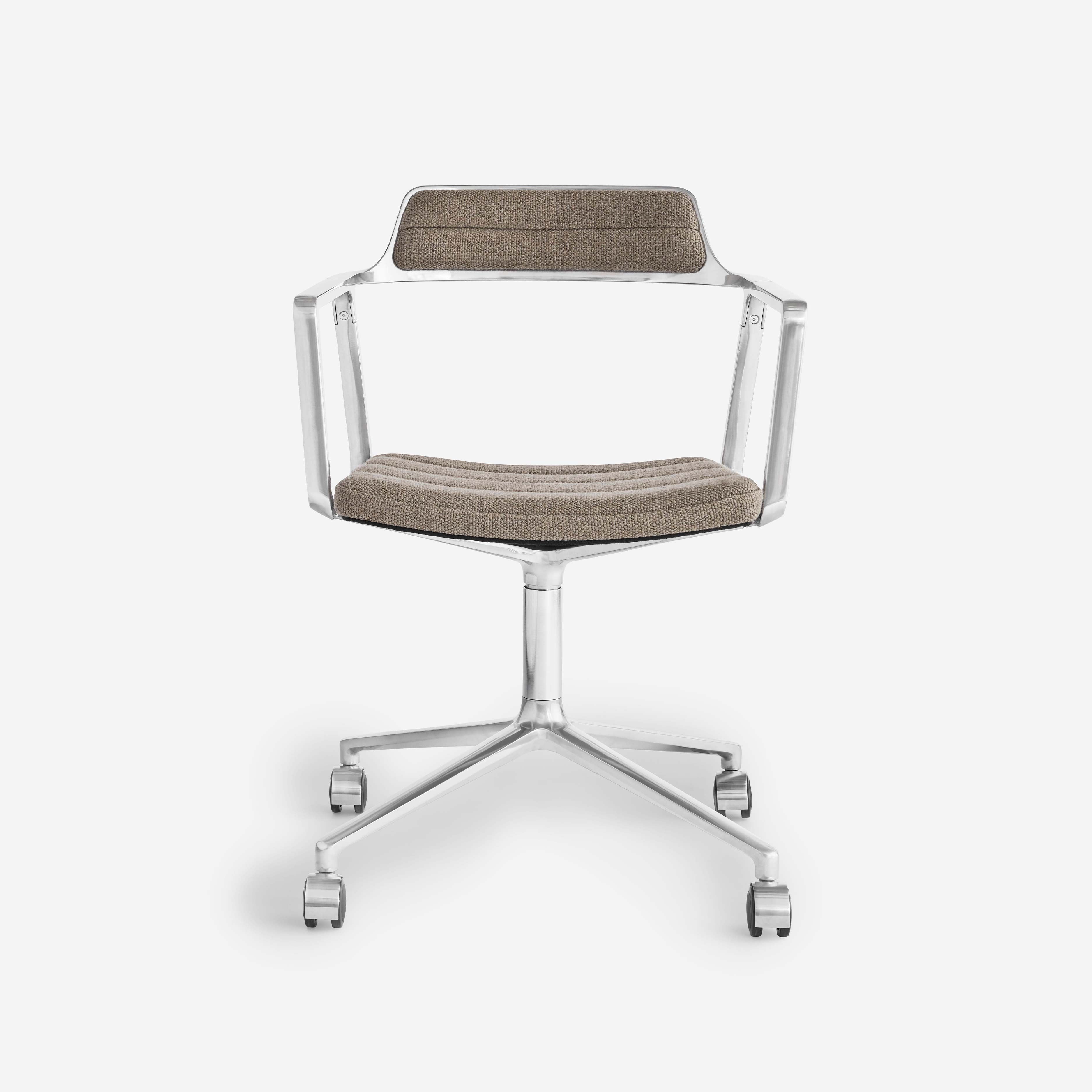 Vipp Swivel Chair | 452 - vipp452 - Tide, Castors