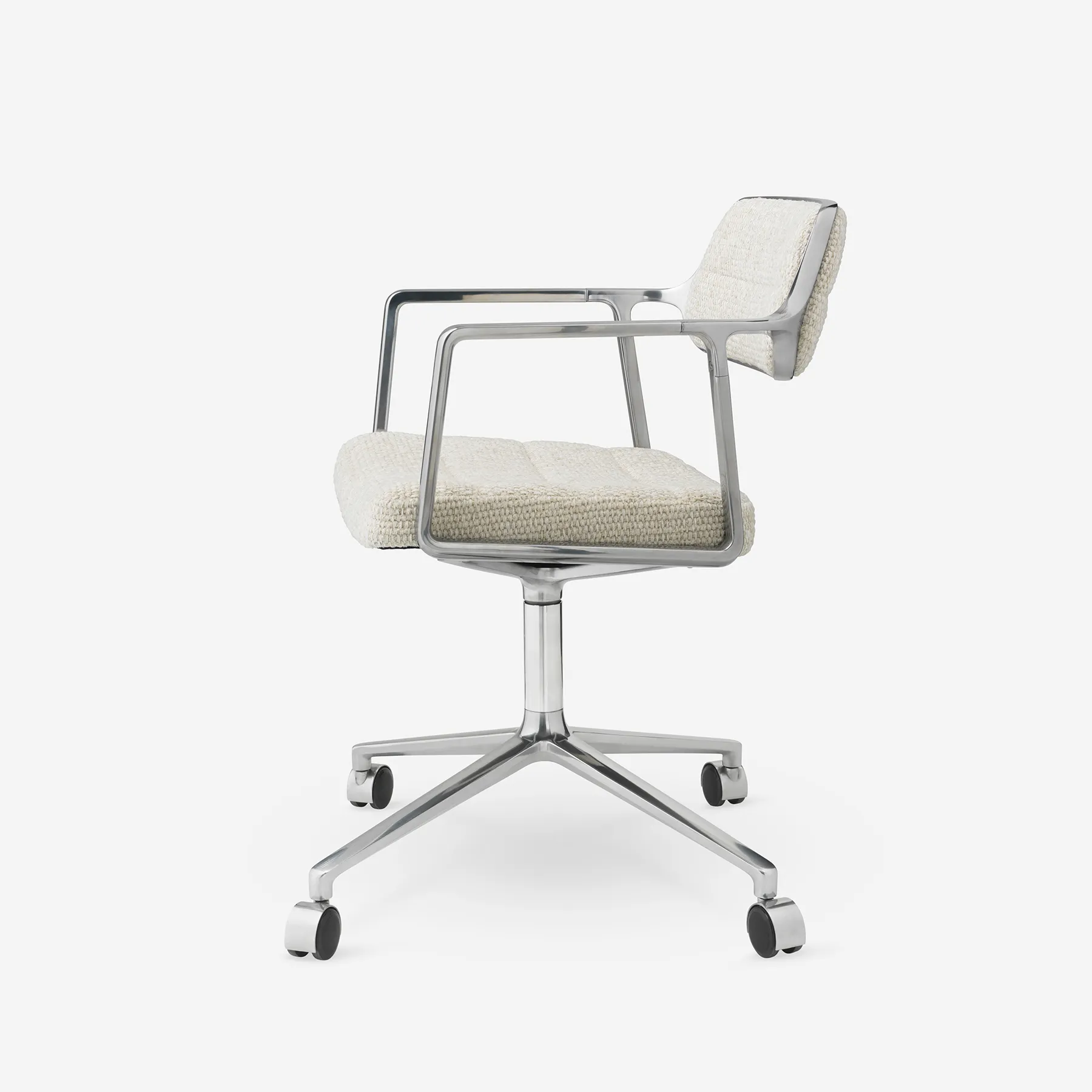 Vipp Swivel Chair | 453, Wavy, Castors