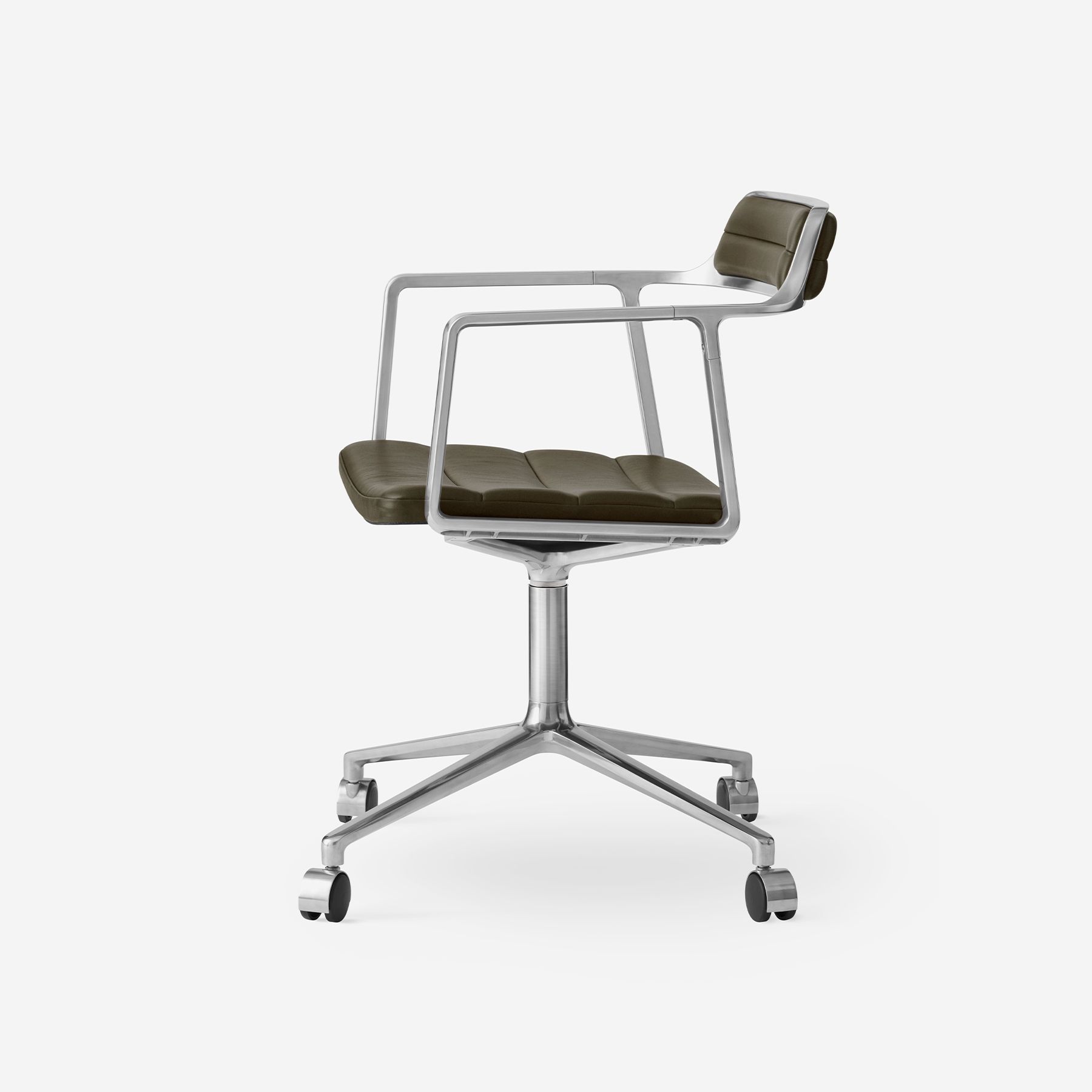 Vipp Swivel Chair | 452 - vipp452 - Bosco, Castors